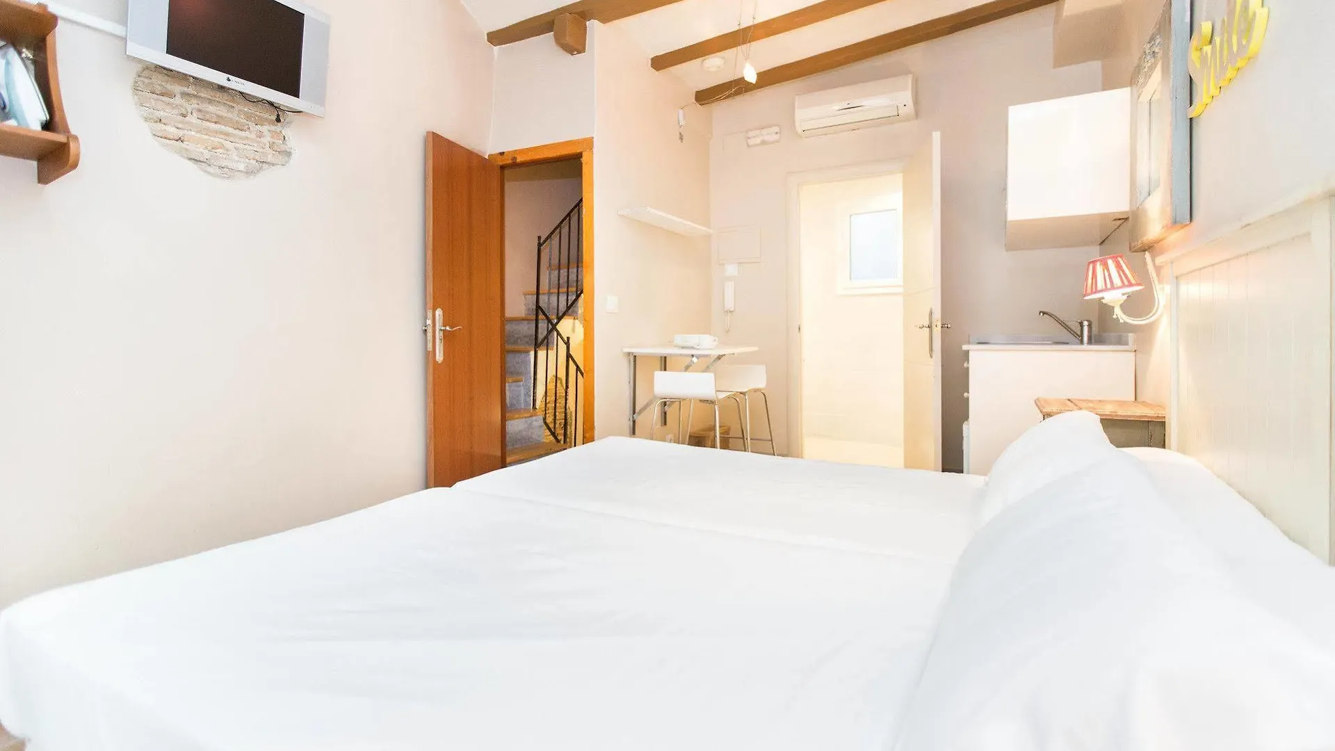 ברצלונה Ainb Gothic-Jaume I Apartments